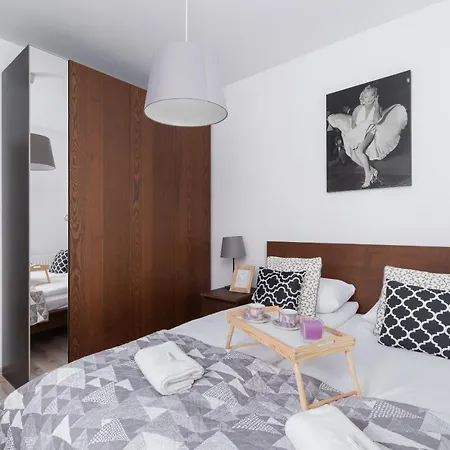 Krowodrza Apartment Premium With Balcony By Renters Prestige-2